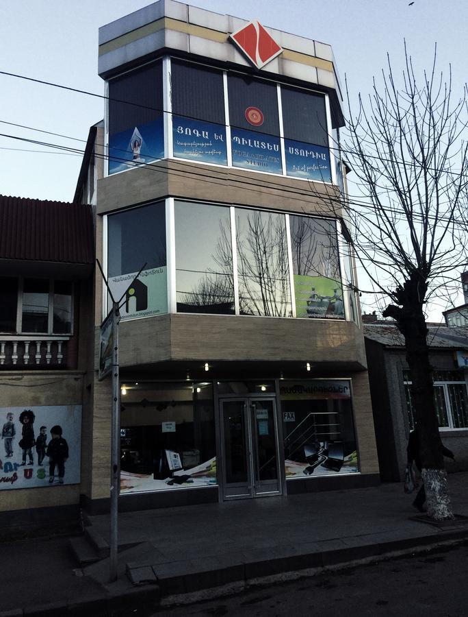 Downtown B&B Vanadzor Exterior foto